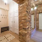 Elegant Victus Close To The By Renters Apartamento *