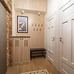Elegant Victus Close To The By Renters Apartamento Sopot