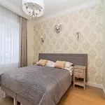Elegant Victus Close To The By Renters Apartamento