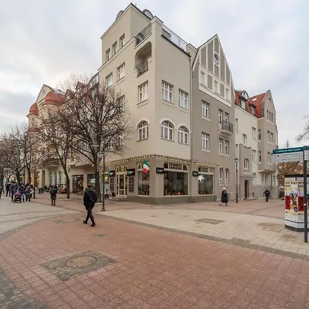 Cassino Residence Victus Close To The Beach By Noclegi Renters * Sopot